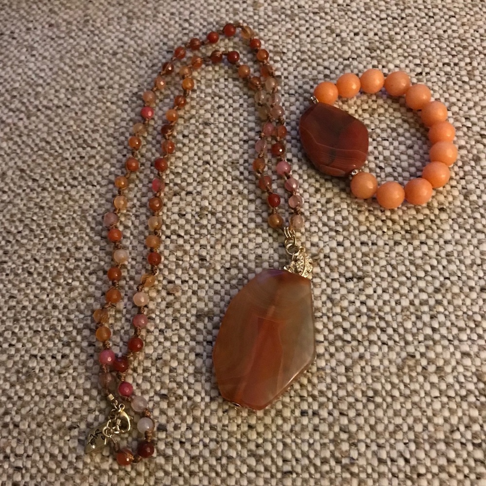 Semi Precious Amber Beaded necklace w/ pendant